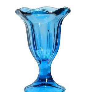 Anchor Hocking Blue Glass Tulip Vase